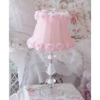  Pantalla de lámpara rosa con flores. El | ideas de decoración shabby chic ... 