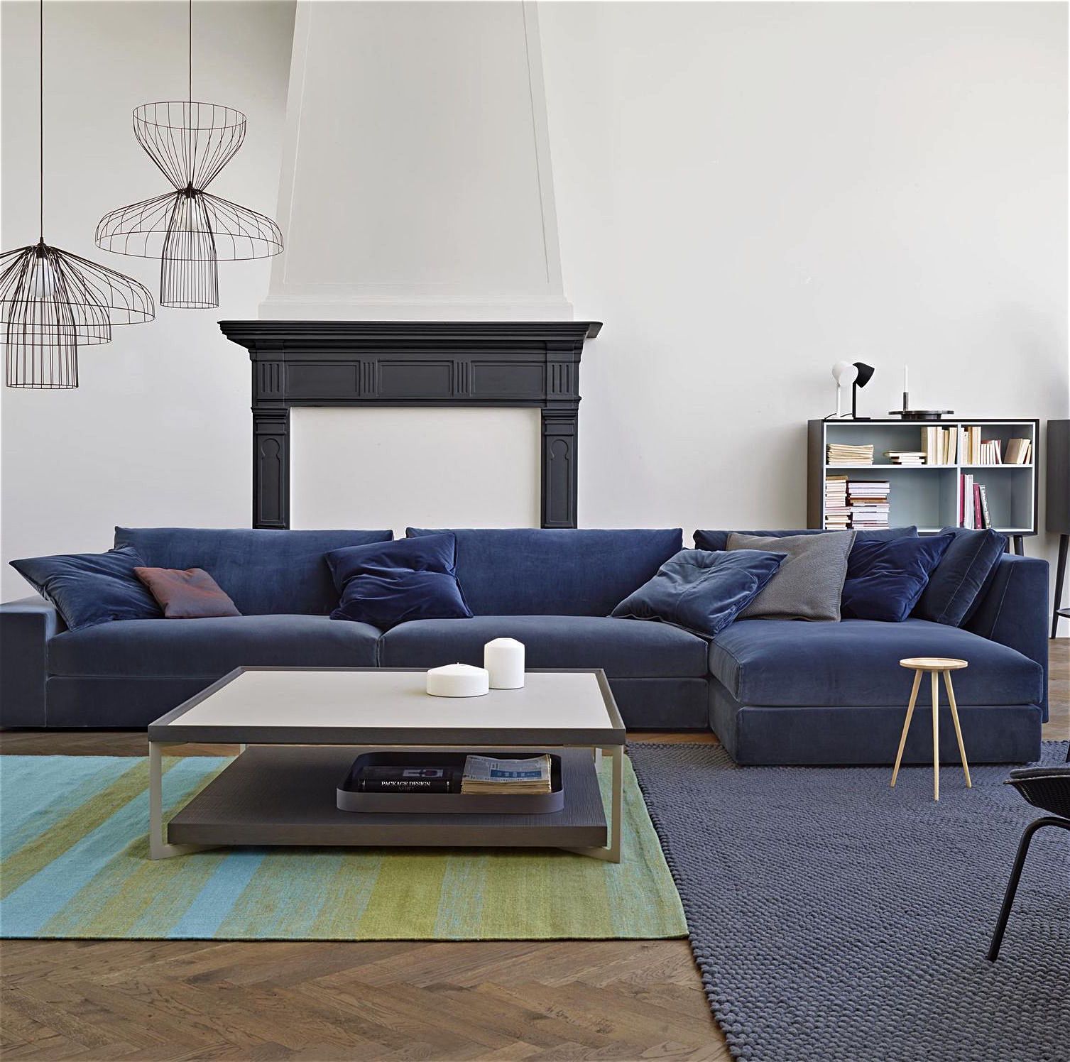 interior design · furniture · | Sofás modulares, Sala ...