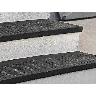  Peldaños de goma para escaleras exteriores - Caucho, 48 x 12 ", negro H-6558 