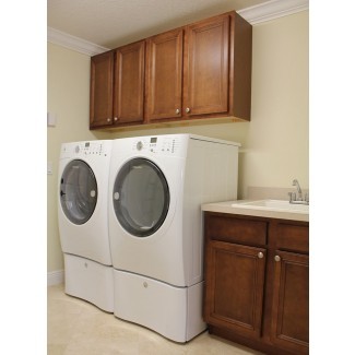  Cuarto de lavado con gabinetes personalizados + fregadero - RJM Custom 