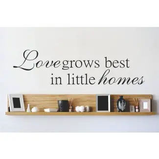 Love Grows Best In Little Home Living Room Dormitorios Tatuajes de pared 