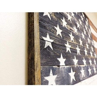  3 pies X 5 pies Madera reciclada Bandera americana Tamaño completo Barnwood Granero rústico Madera Old Glory. Decoración de arte de pared de madera apenada envejecida. Naturalmente degradado. Línea azul delgada disponible. 
