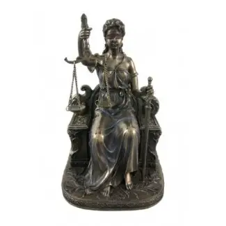  Lady Justice sentada con escalas y espada estatua Le Justica 