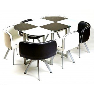 Mesa y sillas de comedor que ahorran espacio 