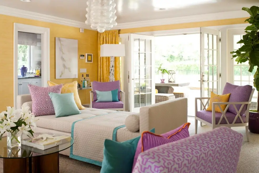 Habitación amarillo lavanda