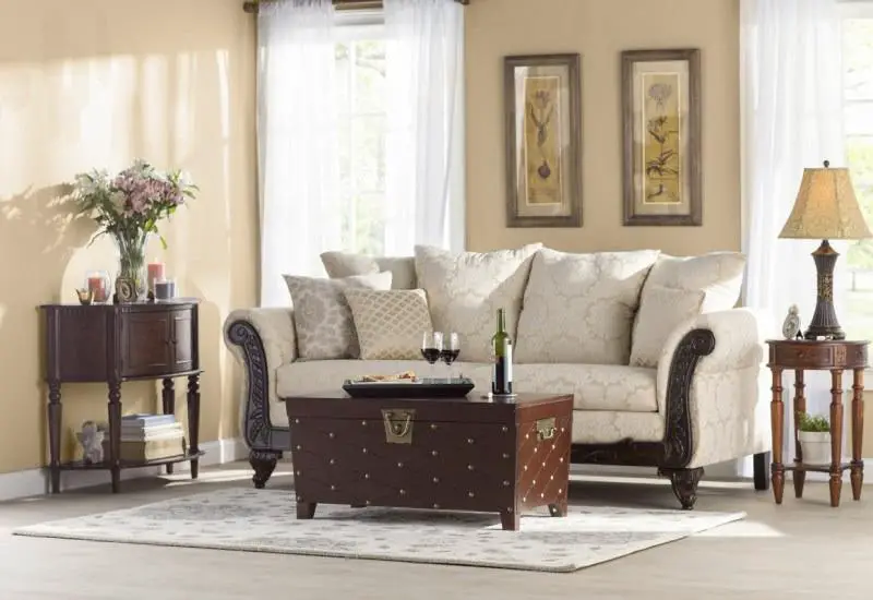 Cainhoe Nailhead Trunk