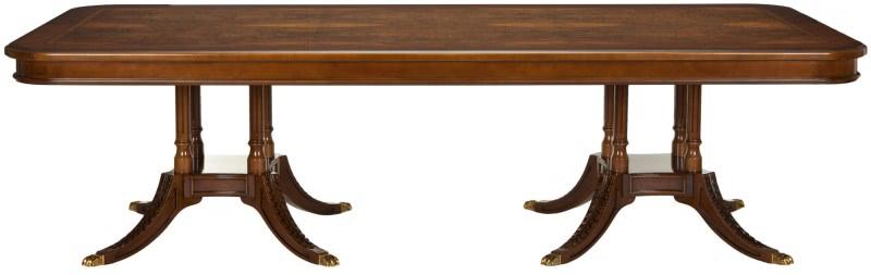 Mesa de comedor Woodward