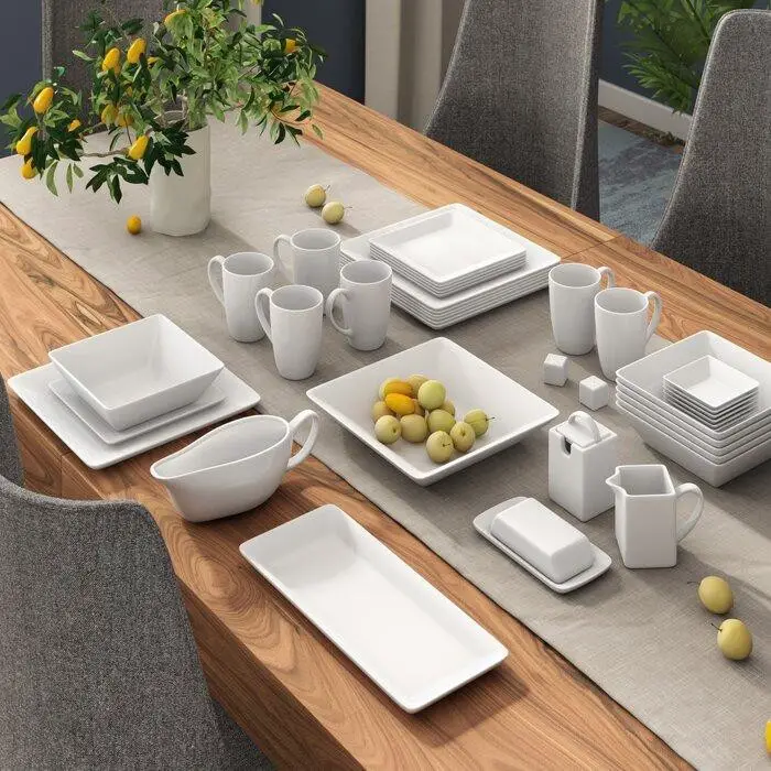 Off-White No Detail Porcelain China Dinnerware Set Juego de vajilla de porcelana china sin detalles en blanco roto