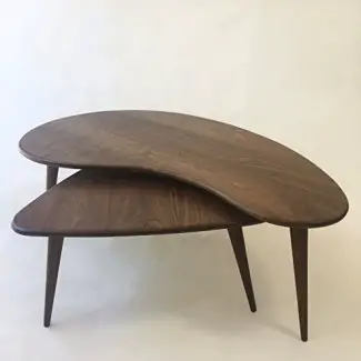  Nesting Kidney Bean + Guitar Pick Coffee Tables - Mid-Century Modern - Atomic Era Design In Solid Walnut con patas afiladas de nogal macizo 