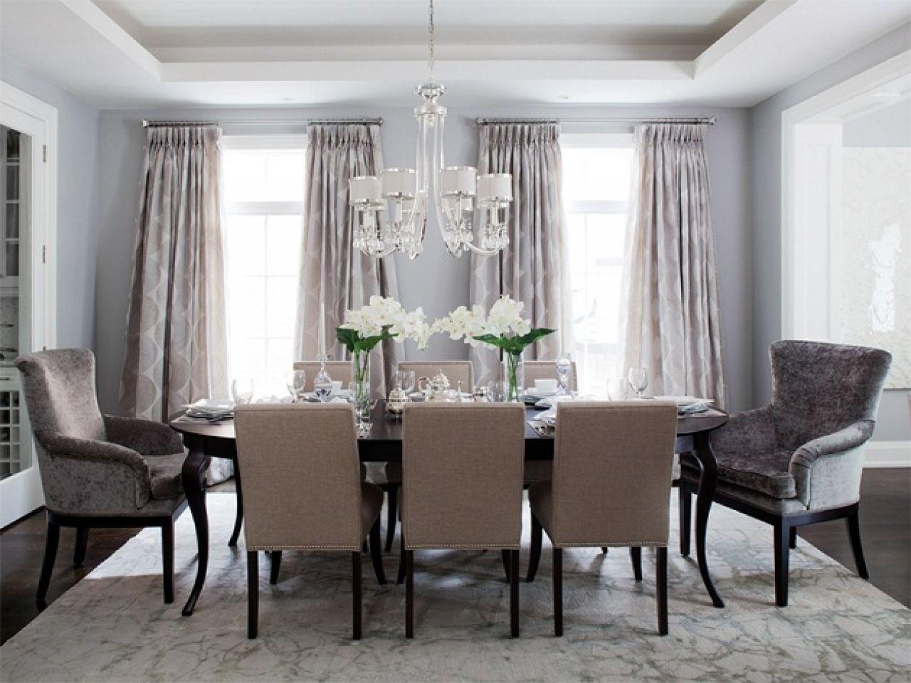 Mesa de comedor y sillas ovaladas 7